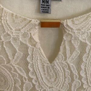 Off-white Woman’s Lacy Long Top